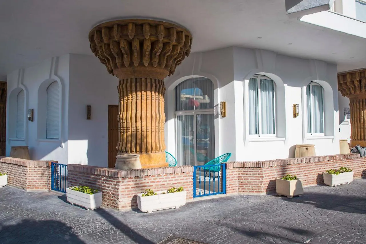 Appartement Popeye Suite Puerto Marina Espectacular Apartamento Dentro De La Isla De Puerto Marina Con Piscina En Cubierta Y A 1 Minuto De La Playa Benalmádena